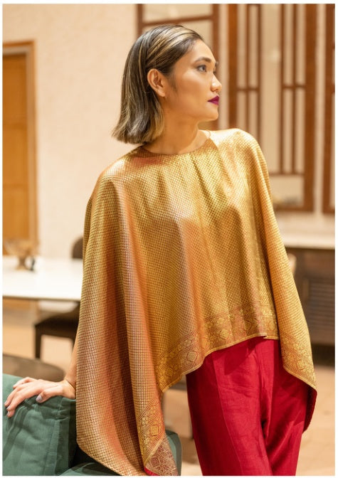 AMBER WEAVE PONCHO